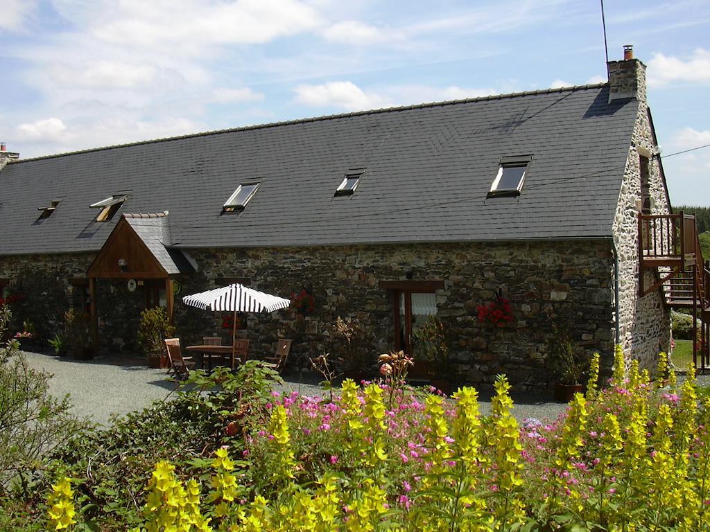 Bed and Breakfast Le Domaine De Rugornou Vras Brasparts Esterno foto